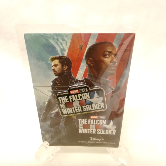 SEALED Captain America DVD/pin set - Picture 4 of 6